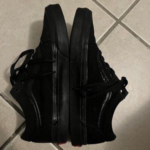 womens vans size 7.5